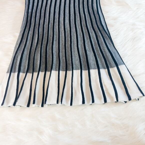 Ellen Tracy Boat Neck Striped Gradient Black Gray & White Sheath Dress Size PL - Picture 3 of 5